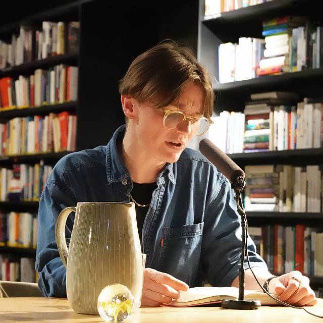 Autorin Julia Jost im Literaturhaus Mattersburg