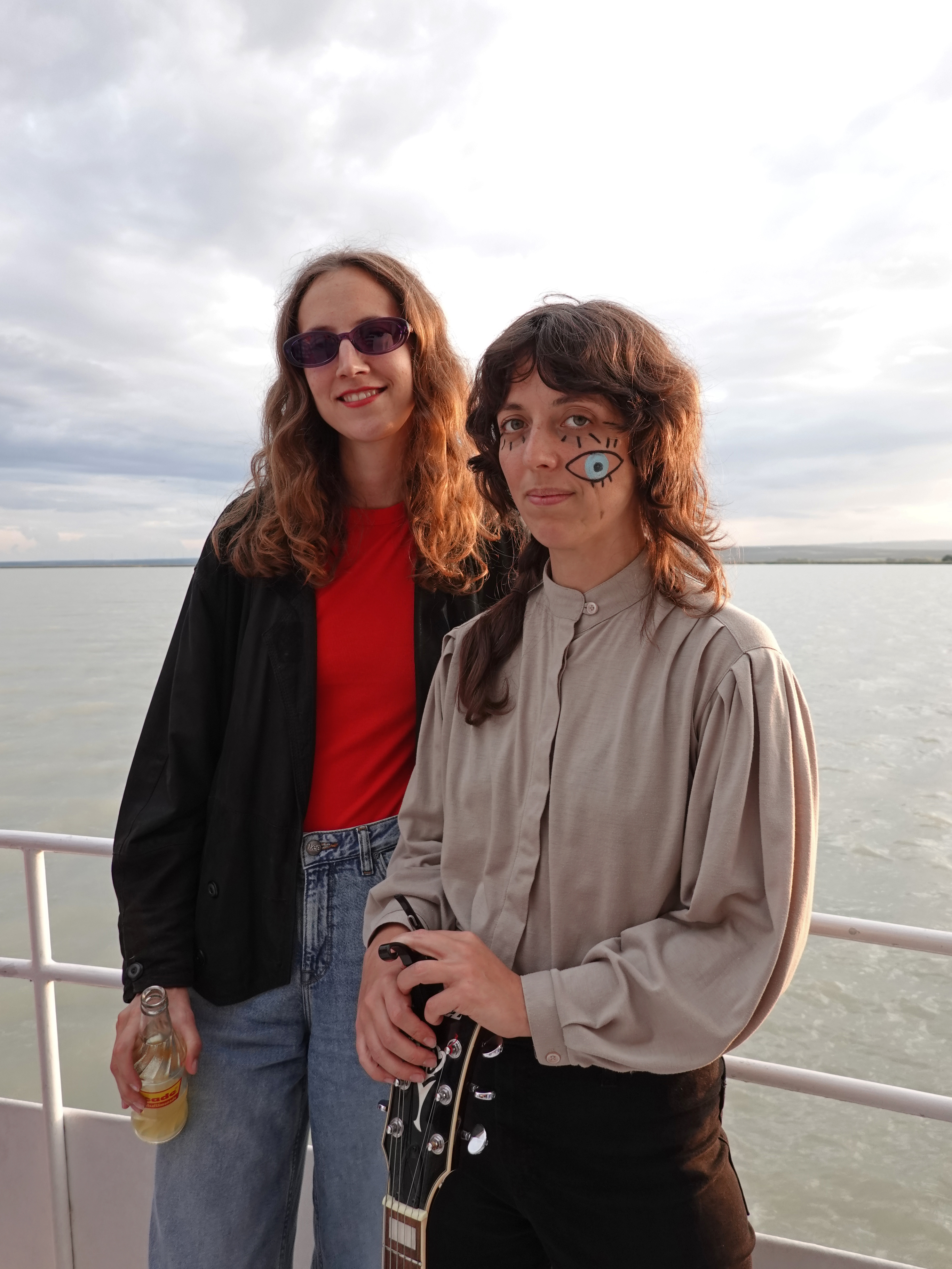 The Zew brachte Lo-Fi Cyborg Folk Songs mit an Bord