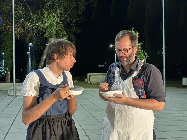Zoltán Lesi und David Hoffmann beim Verkosten